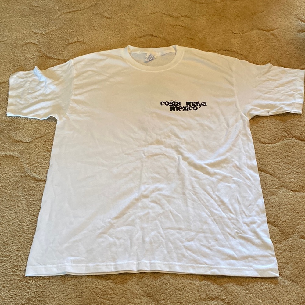 Graphic t size Large t-shirt men’s